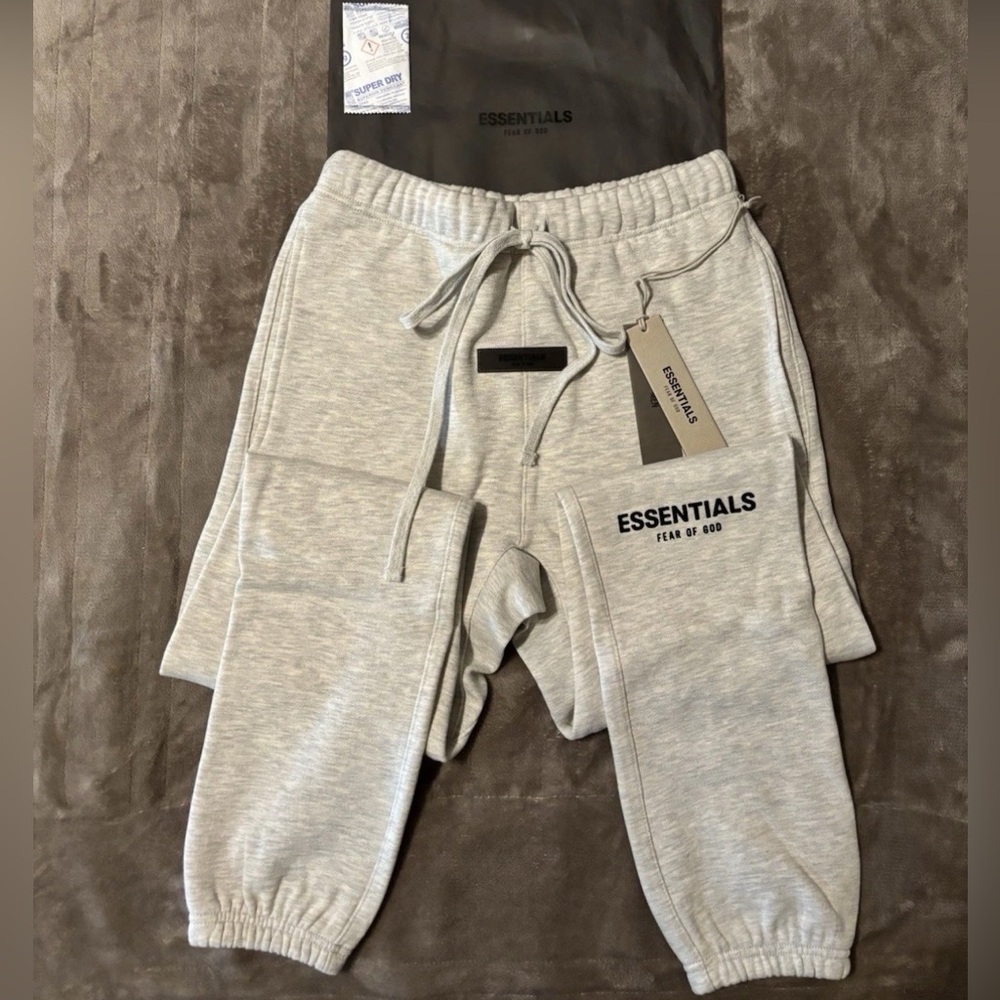 NEW Fear of God Essentials Light Oatmeal Sweatpants 100% Authentic